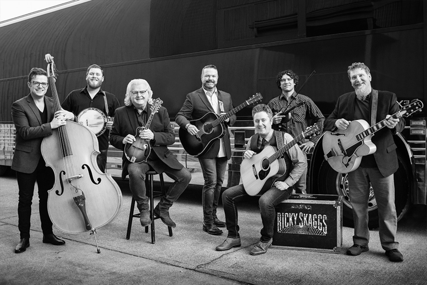 ricky-skaggs-and-kentucky-thunder-show-the-lyric-theatre